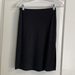 Grey pencil skirt